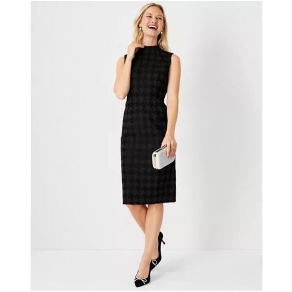 Ann Taylor Black Sleeveless Midi Sheath Dress